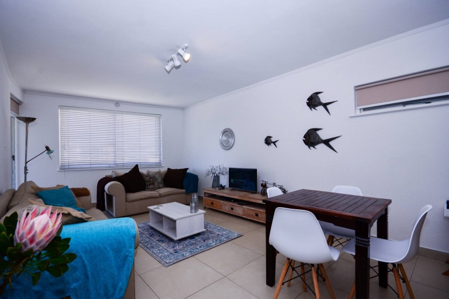 To Let 2 Bedroom Property for Rent in Sea Point Western Cape